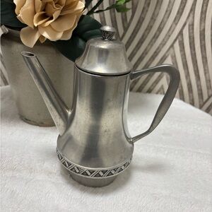 Vintage Mcm retro pewter Norway Hagness tea/coffee pot